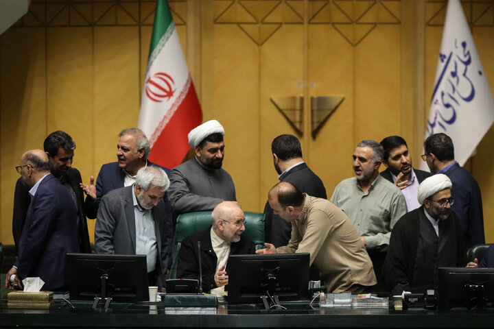 نشست علنی 9 دی ماه مجلس شورای اسلامی