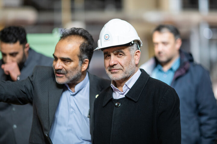 بازدید نیکزاد از طرح اصلاح سامانه خنک کن و بهینه سازی مصرف آب در نیروگاه ها