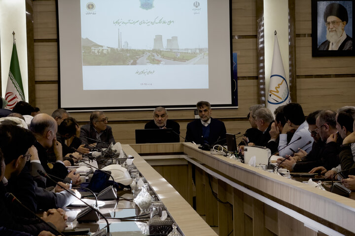 بازدید نیکزاد از طرح اصلاح سامانه خنک کن و بهینه سازی مصرف آب در نیروگاه ها