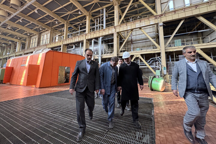 بازدید نیکزاد از طرح اصلاح سامانه خنک کن و بهینه سازی مصرف آب در نیروگاه ها