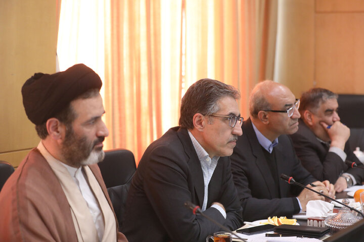 نشست سه شنبه 9 دی ماه کمیسیون صنایع و معادن مجلس