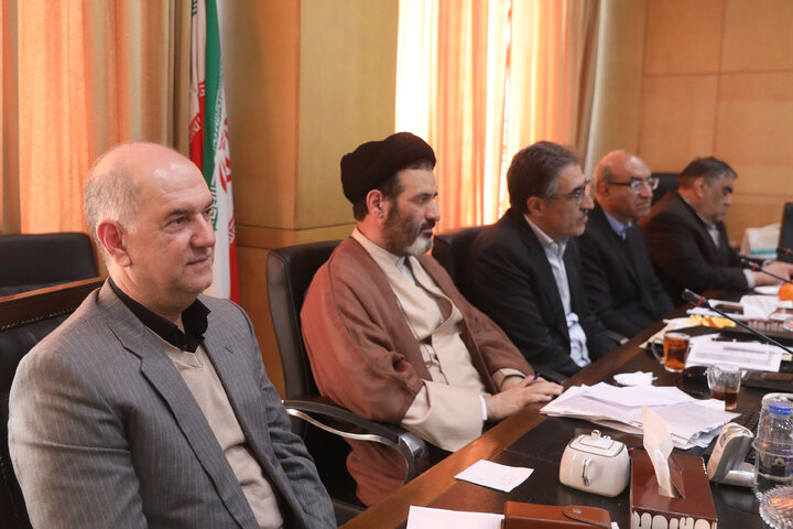 نشست سه شنبه 9 دی ماه کمیسیون صنایع و معادن مجلس