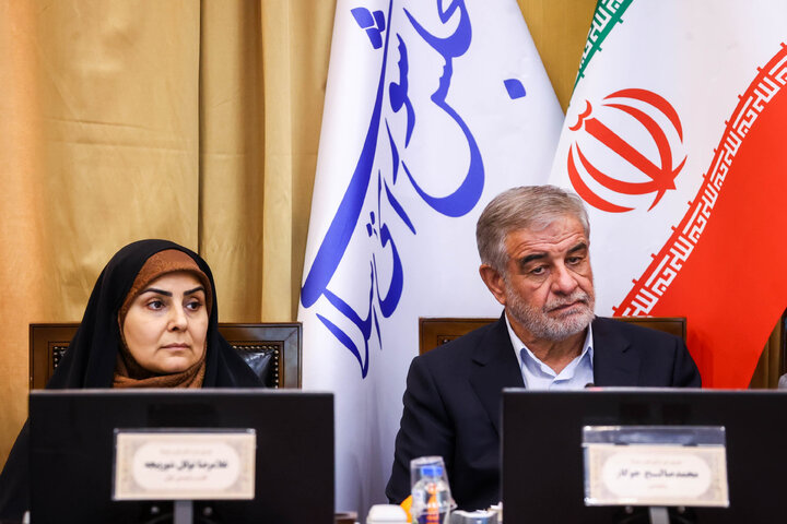 نشست سه شنبه ۹ دی ماه کمیسیون شوراهای مجلس با حضور وزیر راه و شهرسازی