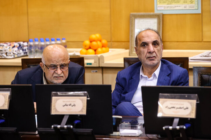 نشست سه شنبه ۹ دی ماه کمیسیون شوراهای مجلس با حضور وزیر راه و شهرسازی