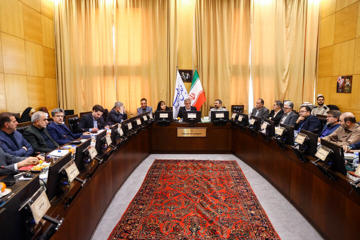 نشست سه شنبه ۹ دی ماه کمیسیون شوراهای مجلس با حضور وزیر راه و شهرسازی