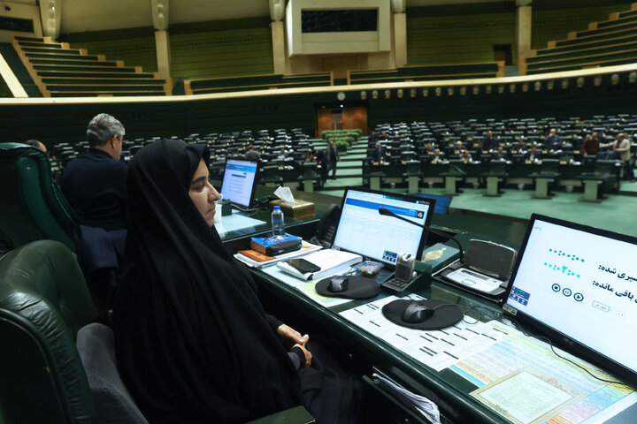 نشست نوبت عصر9 دی ماه ۱۴۰۴ کمیسیون تلفیق لایحه بودجه ۱۴۰۵ کل کشور