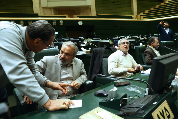 نشست نوبت عصر9 دی ماه ۱۴۰۴ کمیسیون تلفیق لایحه بودجه ۱۴۰۵ کل کشور