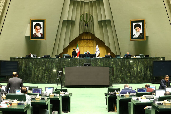 نشست نوبت عصر9 دی ماه ۱۴۰۴ کمیسیون تلفیق لایحه بودجه ۱۴۰۵ کل کشور