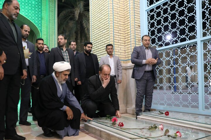 حضور نایب رئیس مجلس در مراسم بزرگداشت حماسه نه دی در مسجد جامع بم