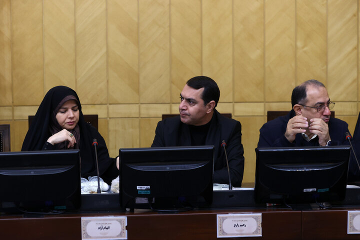 نشست صبح کمیسیون تلفیق 10 آذر