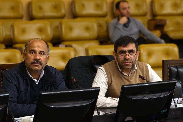 نشست صبح کمیسیون تلفیق 10 آذر