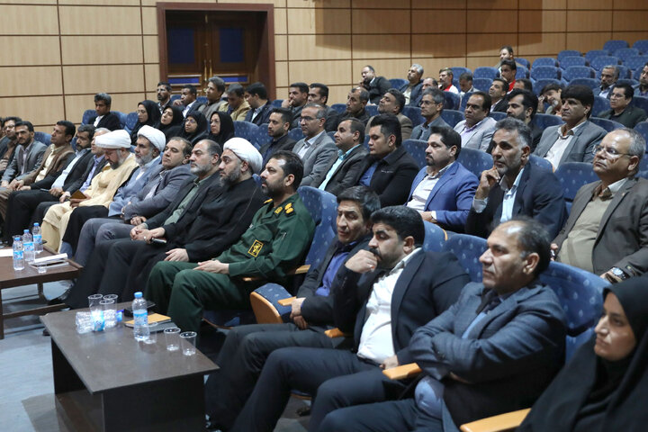 حضور دکتر حاج بابایی نایب ریس مجلس در شورای اداریشهرستان بم