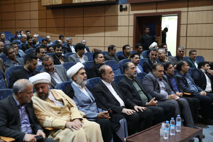 حضور دکتر حاج بابایی نایب ریس مجلس در شورای اداریشهرستان بم