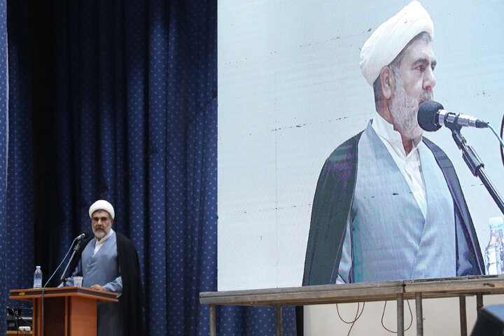 حضور دکتر حاج بابایی نایب ریس مجلس در شورای اداریشهرستان بم