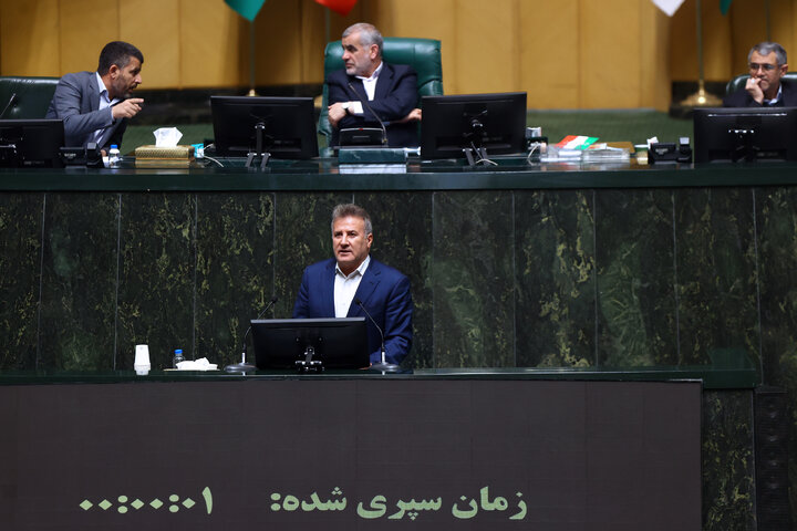 ناطقان میان دستور نشست علنی 10 دی ماه مجلس شورای اسلامی