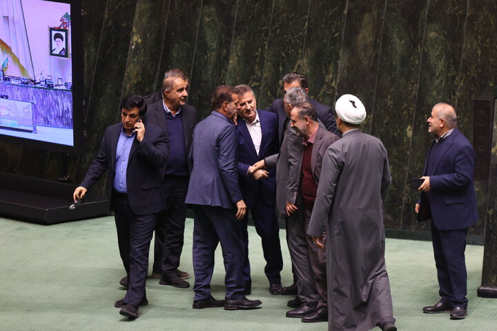 ناطقان میان دستور نشست علنی 10 دی ماه مجلس شورای اسلامی