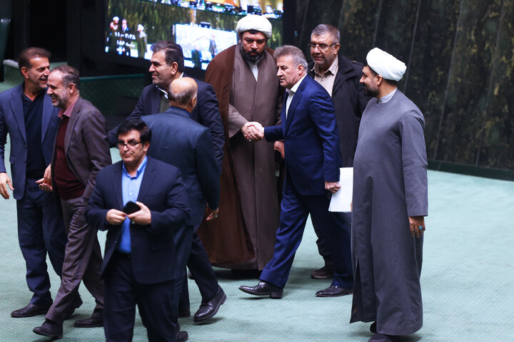 ناطقان میان دستور نشست علنی 10 دی ماه مجلس شورای اسلامی