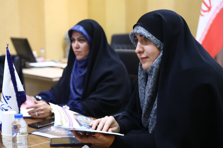 نشست چهارشنبه 10 دی ماه فراکسیون زنان و خانواده مجلس