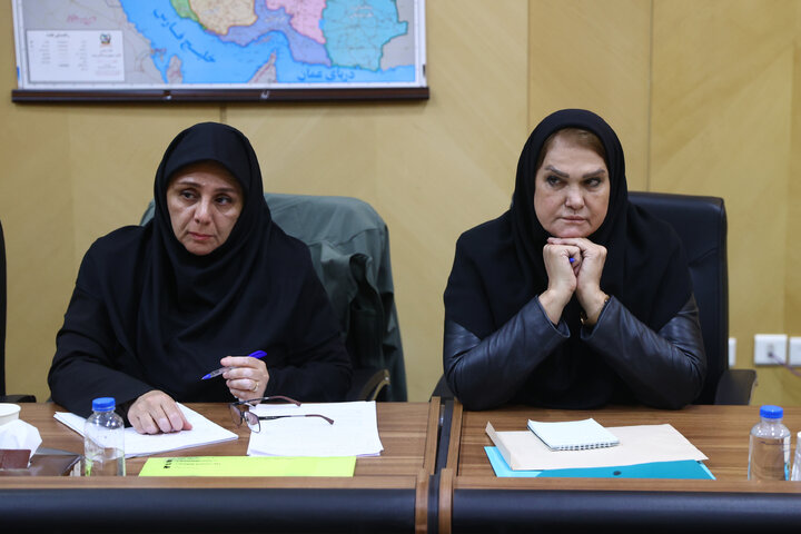 نشست چهارشنبه 10 دی ماه فراکسیون زنان و خانواده مجلس