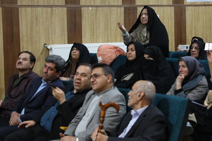 حضور نایب رئیس مجلس در جمع فرهنگیان و بازنشستگان فرهنگی شهرستان استهبان