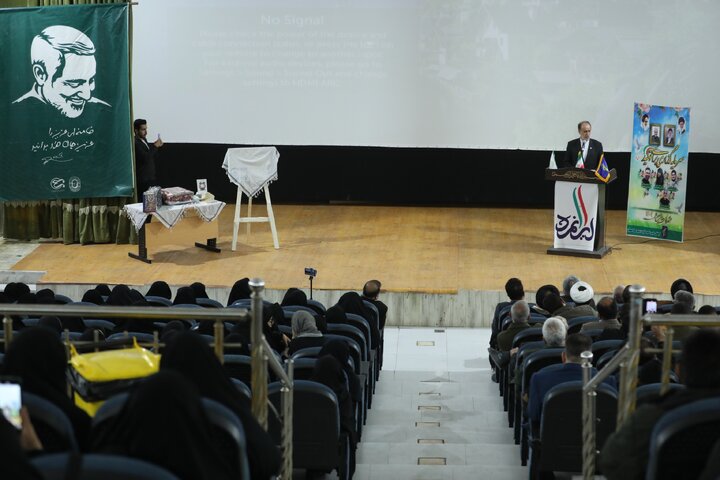 حضور دکتر حاجی بابایی در مراسم گرامیداشت روز بصیرت شهرستان استهبان