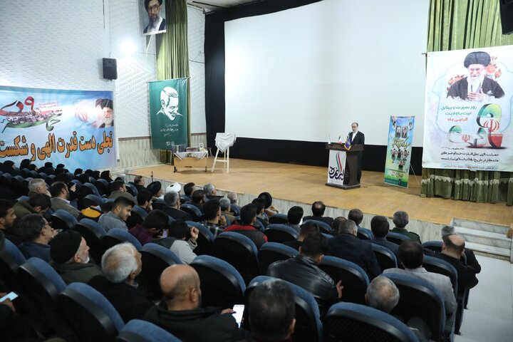 حضور دکتر حاجی بابایی در مراسم گرامیداشت روز بصیرت شهرستان استهبان
