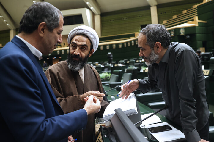 نشست نوبت عصر چهارشنبه 10 دی ماه کمیسیون تلفیق لایحه بودجه ۱۴۰۵ کل کشور