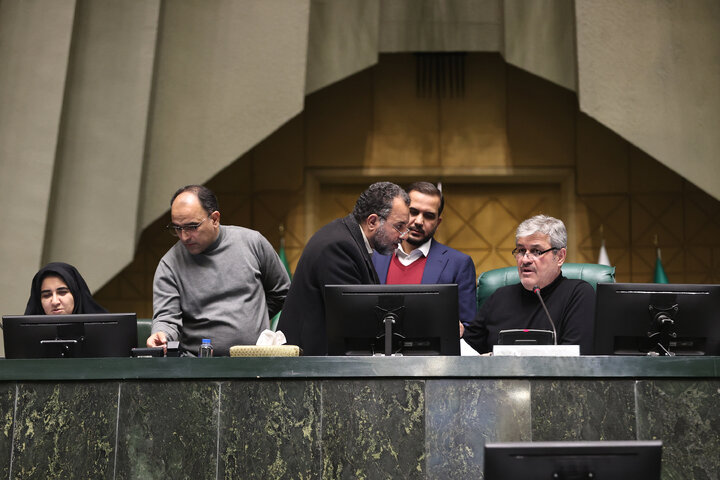 نشست نوبت عصر چهارشنبه 10 دی ماه کمیسیون تلفیق لایحه بودجه ۱۴۰۵ کل کشور