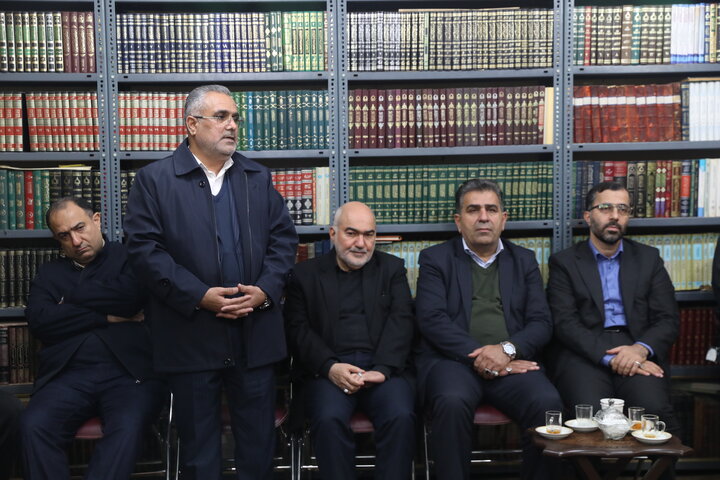 حضور اعضای کمیسیون اجتماعی مجلس در منزل نماینده فقید استان خوزستان در مجلس خبرگان رهبری