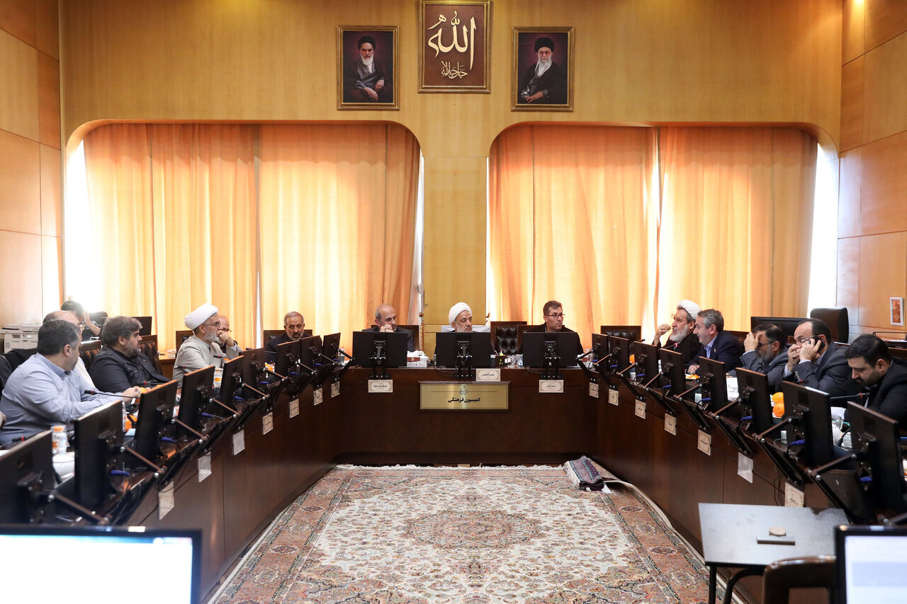 تقدیر کمیسیون فرهنگی از اقدامات صداوسیما در حوزه عفاف و حجاب