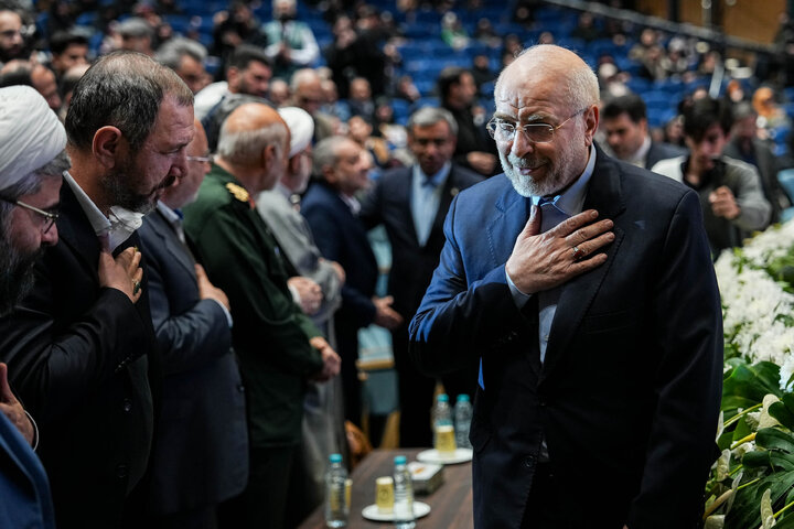 سومین دوره آیین اعطای نشان مشهد الرضا(ع) با حضور دکتر قالیباف