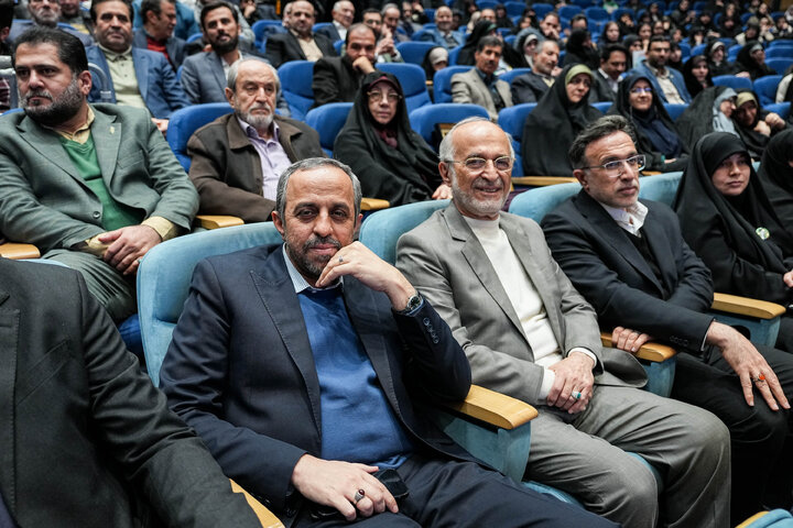 سومین دوره آیین اعطای نشان مشهد الرضا(ع) با حضور دکتر قالیباف