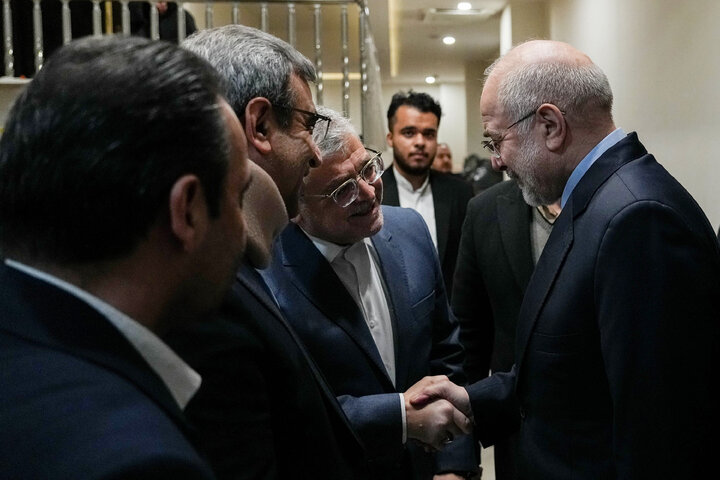 سومین دوره آیین اعطای نشان مشهد الرضا(ع) با حضور دکتر قالیباف