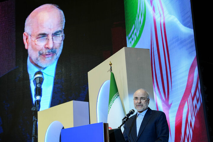 سومین دوره آیین اعطای نشان مشهد الرضا(ع) با حضور دکتر قالیباف