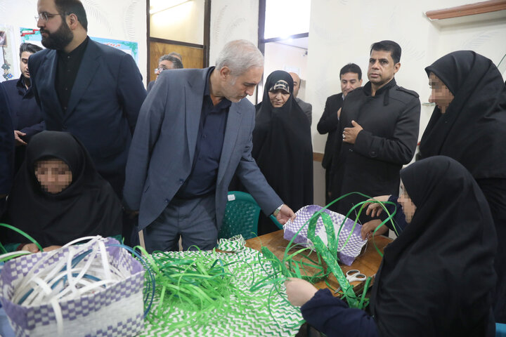 بازدید اعضای کمیسیون اجتماعی از مرکز توانبخشی آموزشی ارمغان شهرستان شادگان