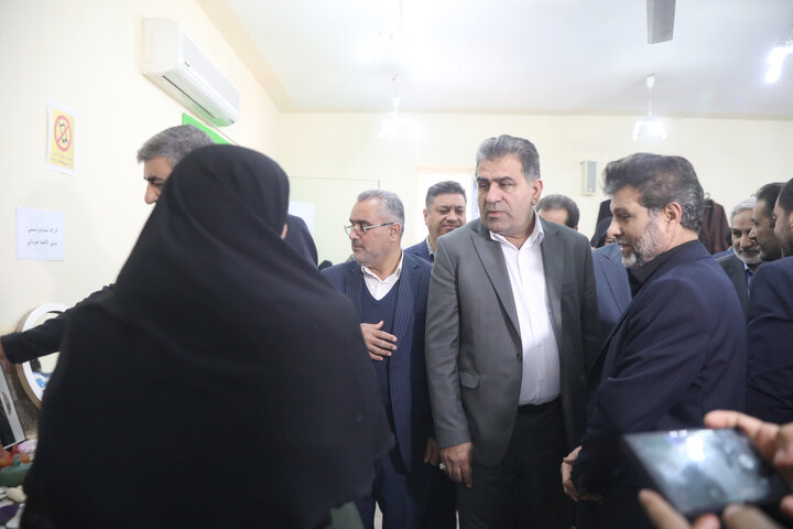 بازدید اعضای کمیسیون اجتماعی مجلس از نمایشگاه کارآموزان مدارس فنی و حرفه ای شادگان