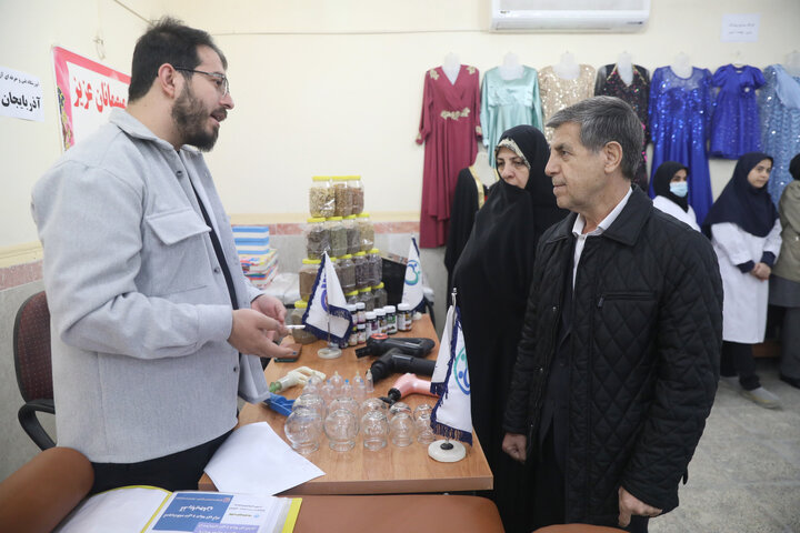 بازدید اعضای کمیسیون اجتماعی مجلس از نمایشگاه کارآموزان مدارس فنی و حرفه ای شادگان