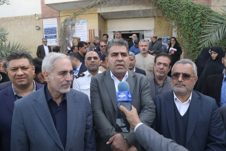 بازدید اعضای کمیسیون اجتماعی از درمانگاه شهدای شادگان