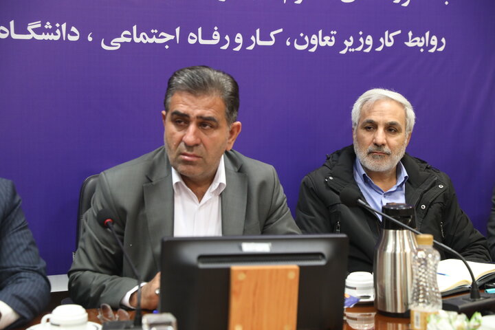 نشست تخصصی مزد با حضور اعضای کمیسیون اجتماعی مجلس در اهواز