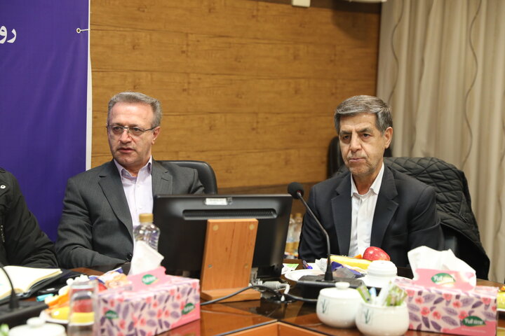 نشست تخصصی مزد با حضور اعضای کمیسیون اجتماعی مجلس در اهواز