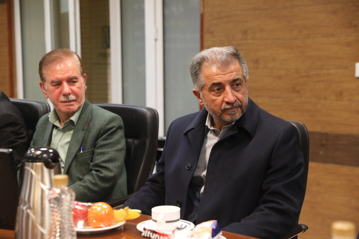 نشست تخصصی مزد با حضور اعضای کمیسیون اجتماعی مجلس در اهواز