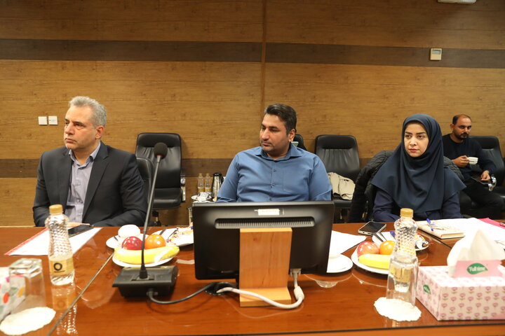 نشست تخصصی مزد با حضور اعضای کمیسیون اجتماعی مجلس در اهواز