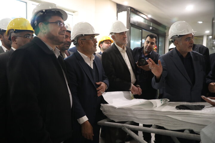 بازدید اعضای کمیسیون اجتماعی مجلس از کشت و صنعت نیشکر فارابی خوزستان