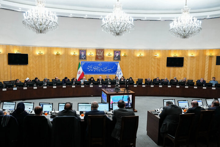 جلسه کمیسیون تلفیق لایحه بودجه ۱۴۰۵ با حضور دکتر قالیباف