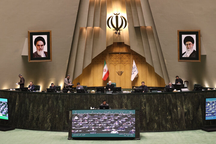 نشست علنی دوشنبه 15 دی ماه مجلس شورای اسلامی