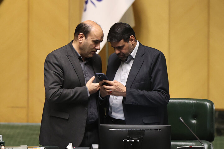 نشست علنی دوشنبه 15 دی ماه مجلس شورای اسلامی