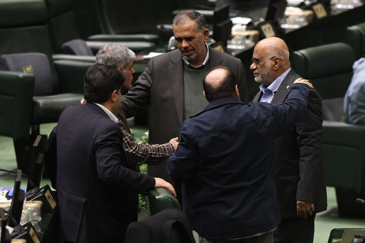 نشست علنی دوشنبه 15 دی ماه مجلس شورای اسلامی