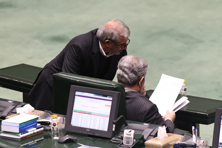 نشست علنی دوشنبه 15 دی ماه مجلس شورای اسلامی