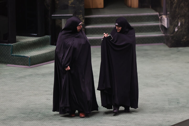 نشست علنی دوشنبه 15 دی ماه مجلس شورای اسلامی