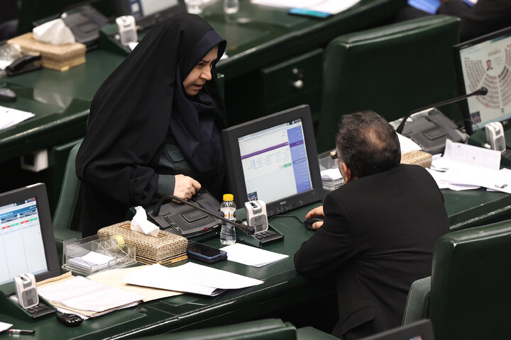 نشست علنی دوشنبه 15 دی ماه مجلس شورای اسلامی